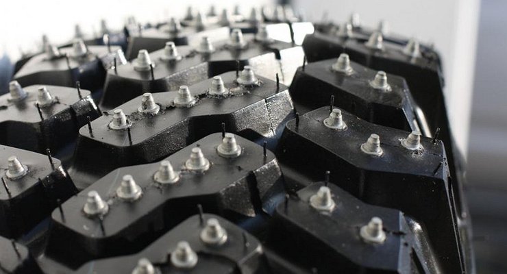 Необхідність шипування зимових шин: Так чи Ні<br>Читайте на 0412.ua